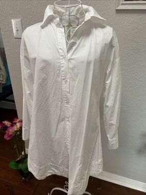 Women’s White Long-Sleeve butterfly Button-Down Shirt dress by Oliver James S/M